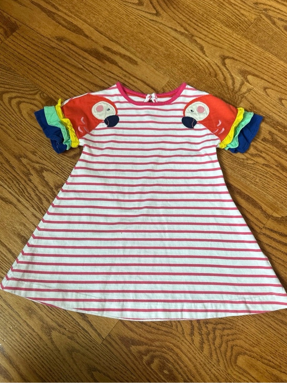 Mini Boden Appliqué Parrot Dress with Ruffle Sleeves Girls 2-3Y